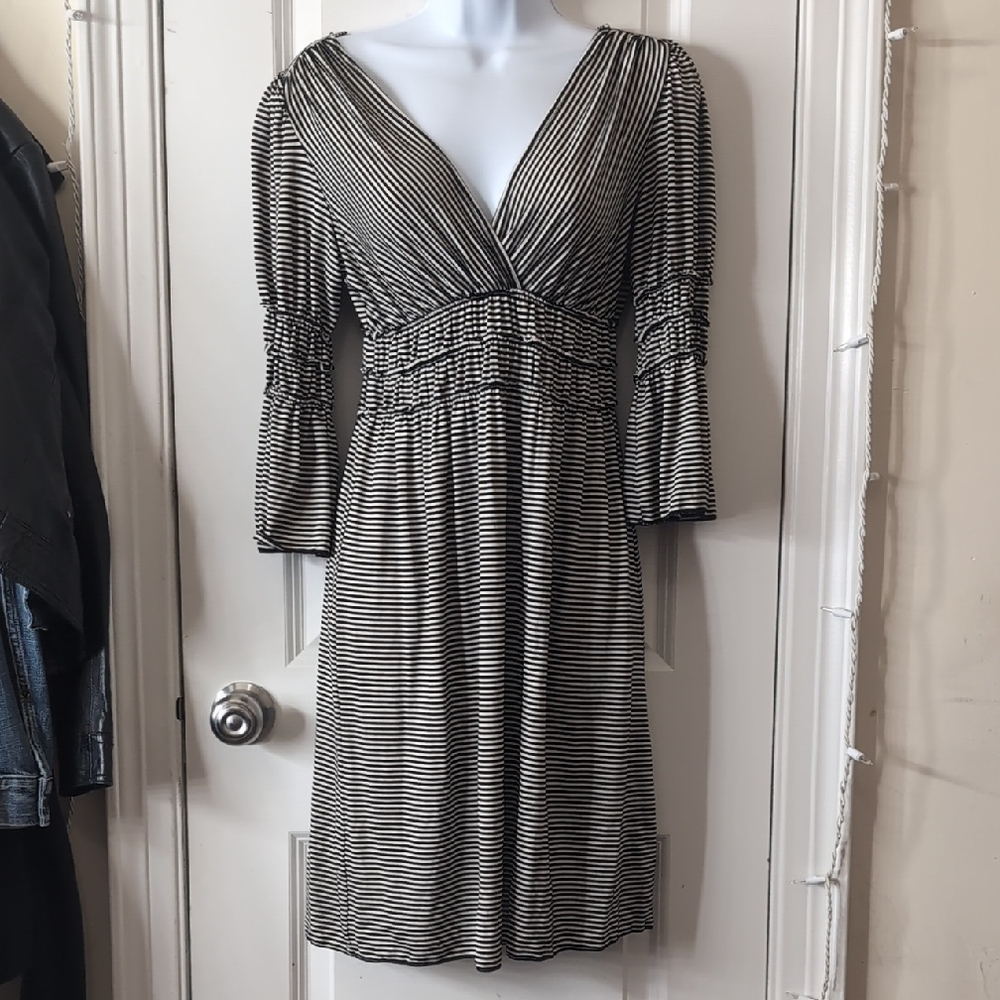 Max Studio Black and White Striped Long Sleeve Dress